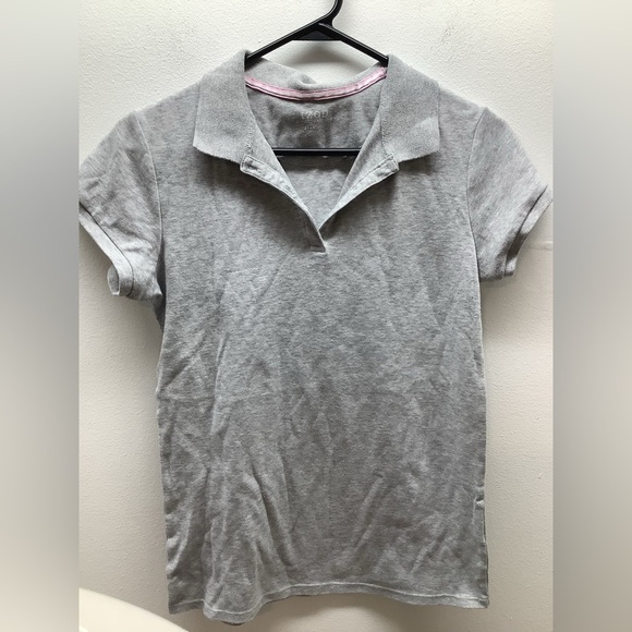 Izod Size XL/18 Girls Grey Uniform Polo Shirts Bundle of 3pcs. Preloved. - Picture 5 of 10